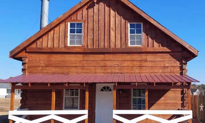Kodak Cabina | The Outdoor Oasis –You Get $1089 Attraction Tickets per paid day, Dollywood Inc