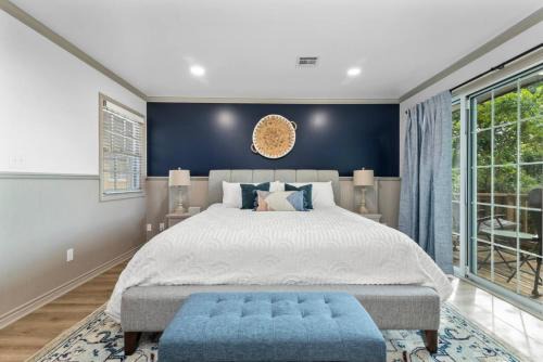 Ramona Casa | The Outlook at Jarrett Farm Resort