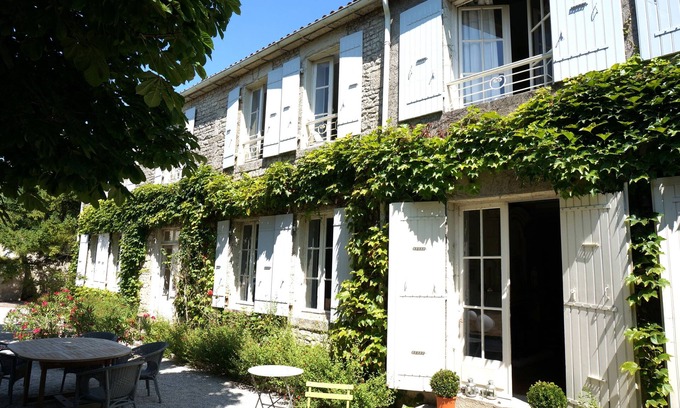 Aigrefeuille-d'Aunis Casa | La Pénardière - La Rochelle - 20 personas