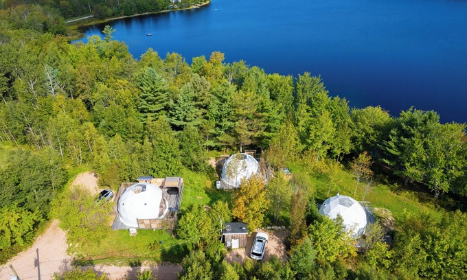 Annapolis Subdivision D Cabaña | The Paddling Dome (1) - Lakefront Glamping | Private hot tub | Sauna | Kayaking