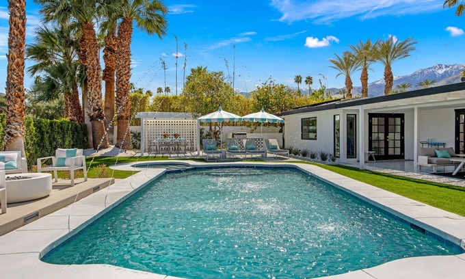 Indian Canyon Casa | The Paloma Rosa - Palm Springs Nostalgic