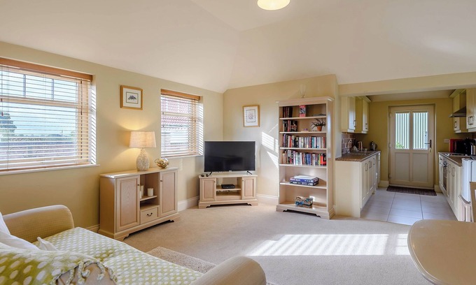 Woodhall Spa Cabaña | The Parlour - UK36122