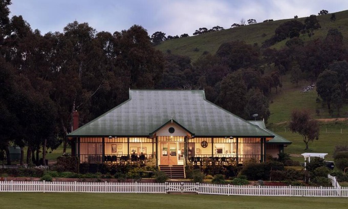 Strath Creek Casa | The Pavilion Retreat at The Village Green