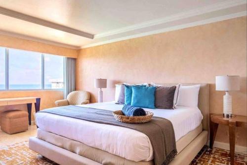 Isla Verde Apartamento | The Penthouse SJU 6BDR+6.5BA Sleep 20 Million$View