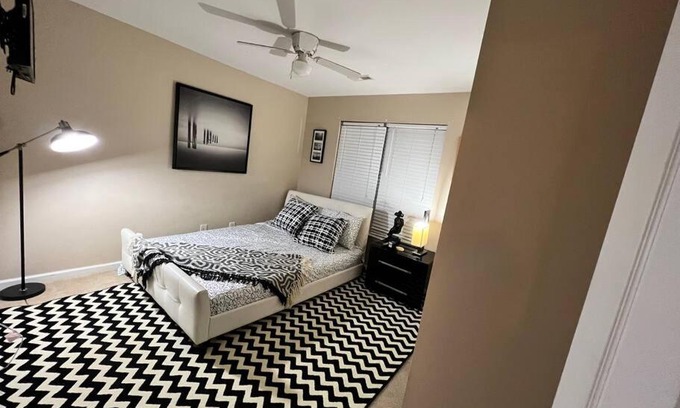 Greensboro Casa | THE PERFECT Greensboro Escape