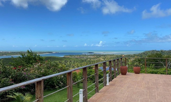 Igarassu Casa | The perfect house for your New Year's Eve with a view of the crown of the plane.
