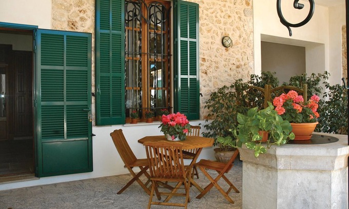 Majorca Casa | Alojamiento de 8 habitaciones en Llubí