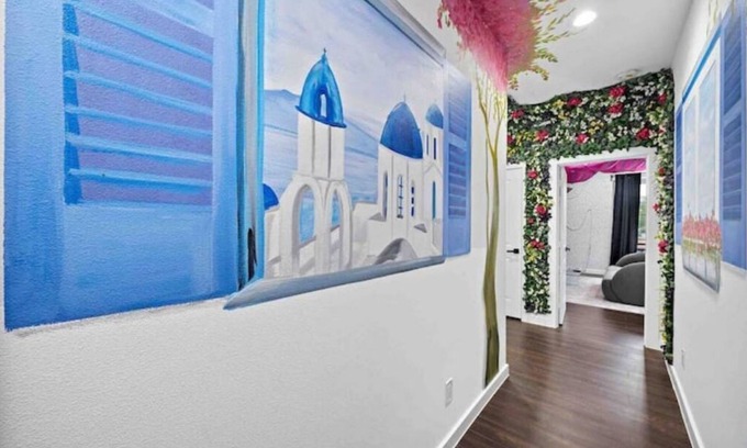 OST - South Union Casa | The PiinK Flamingo InstaWorthy Murals HotTub