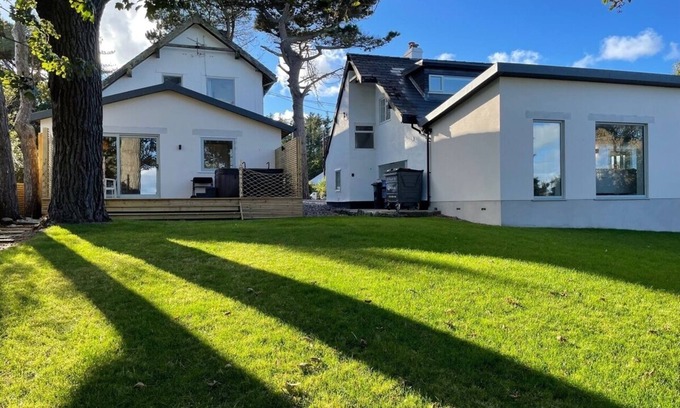 Amlwch Casa | The Pines, at Bull Bay