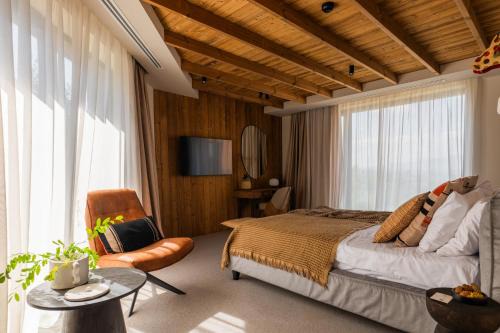 Bran Hotel | The Pines Bucegi Lodge