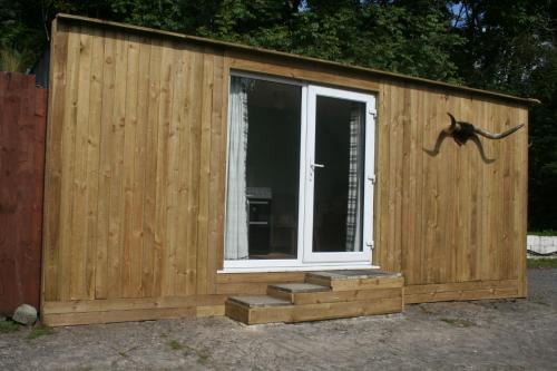 Mawr Apartamento | The Pines Cabin - Farm Park Stay