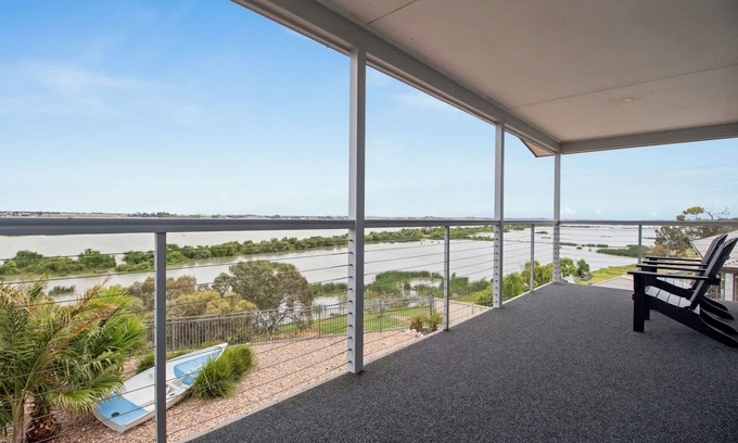 Seymour Casa | The Pit Stop Tailem Bend