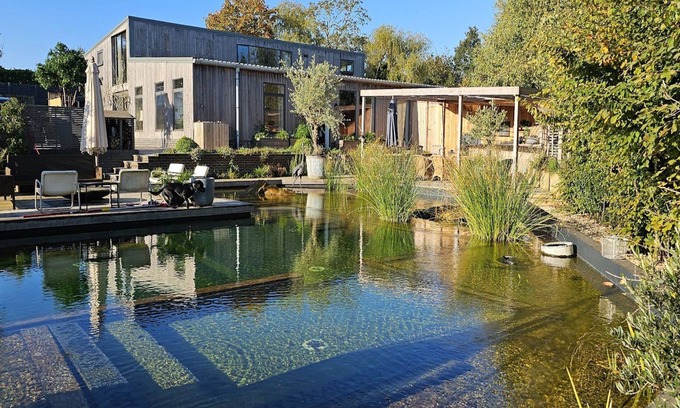 Banbury Cabaña | The Plant House by Group Retreats - sleeps 14 guests in 6 bedrooms