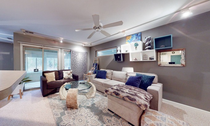 Plantations East Casa | The Plantations condo with sunroom - near beach