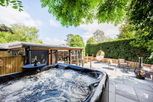 Corston Casa | The Pod at Avonwood House
