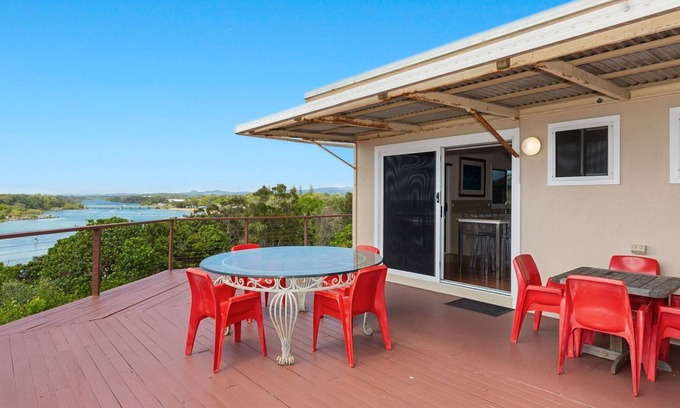 Pottsville Casa | The Point - Panoramic Views over Pottsville Creek