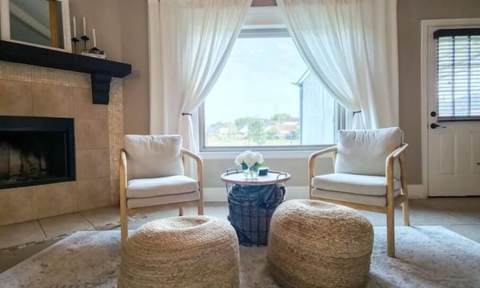 Clodine Casa | The Pond House