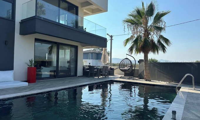 Dalaman Casa | The pool house time