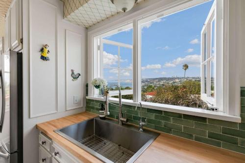 Country Club Casa | The Porter House - Sweeping Ocean Views - La Jolla