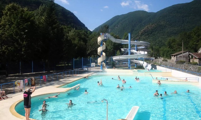 Aston Chalet De Esquí | Camping Le Pas de l'Ours *** - Entresuelo Chalet 6 Personas 3 Habitaciones Tipo B