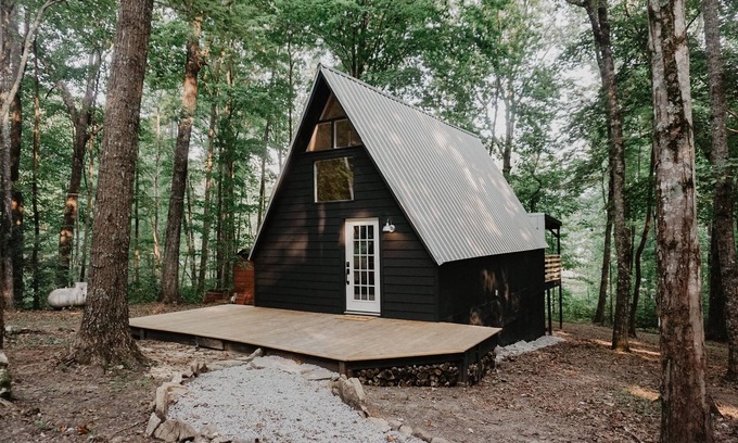 Dunlap Cabina | The Quail House near Fall Creek Falls State Park
