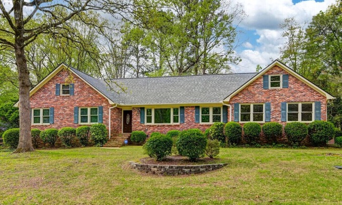 Harbison Casa | The Quail's Nest of Harbison | Sleeps 8