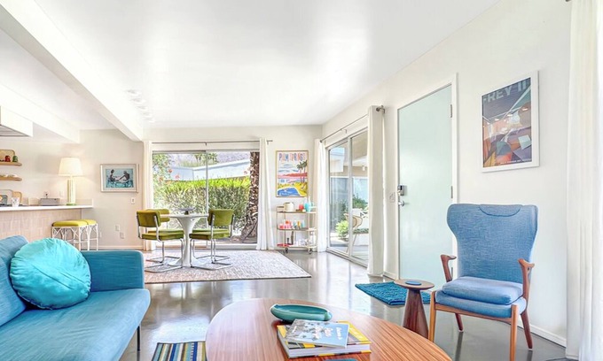 Sunrise Park Condominio | The Quiet Cactus Mid-Century Zen Condo in Historic Firebird Estates