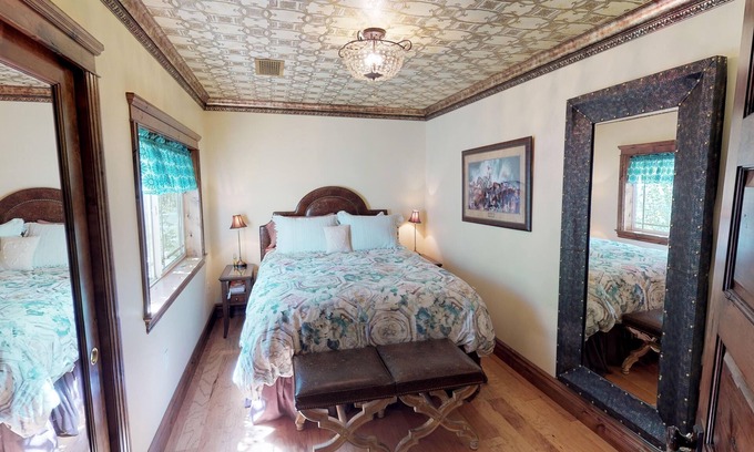 Salyer Casa | The Ranch House at The Ranch in Salyer