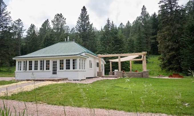 Deadwood Cabina | The Ranger Cabin - Luxury Off-Grid