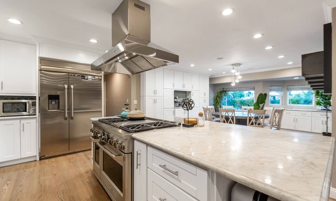 North Hills Casa | The Rayen Private Acre Oasis in The Valley!