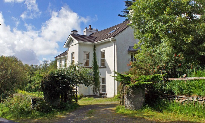 Cornamona Casa | The Rectory - Five Bedroom House, Sleeps 10