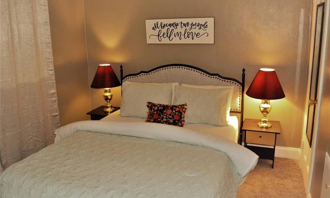 Grand Forks Apartamento | The Red 6