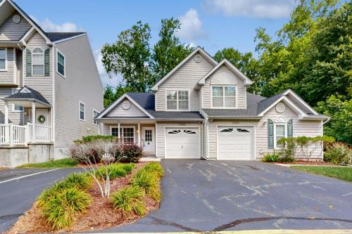 Lewes Casa | The Reserves of Nassau - 17295 Queen Anne Way