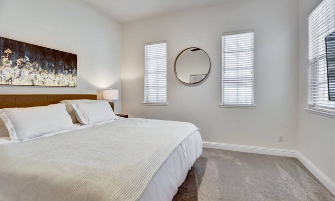Roseville Casa | The Retreat in Roseville