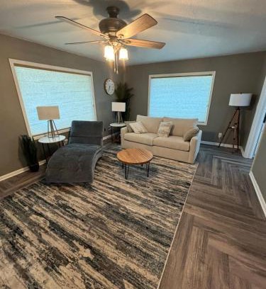 Cherokee Casa | The retreat on 1st Street