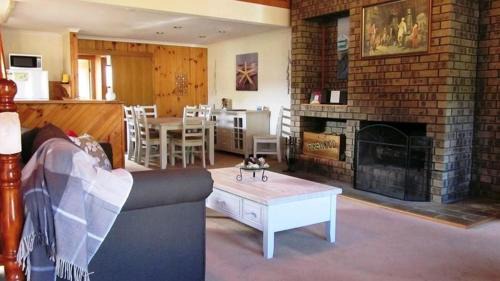Batehaven Casa | The Retreat on Matthew