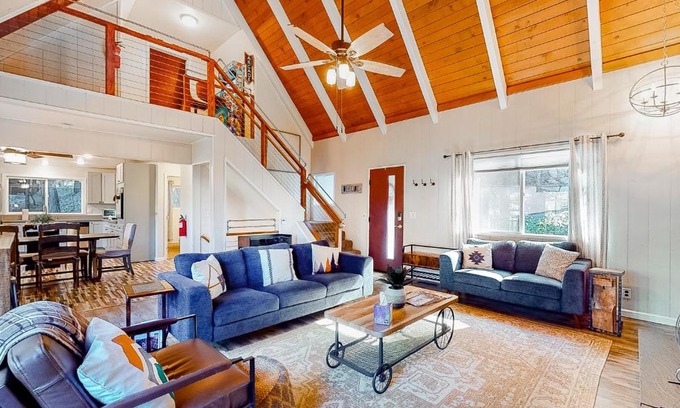 Lake Arrowhead Casa | The Retreat on Wabash Lane