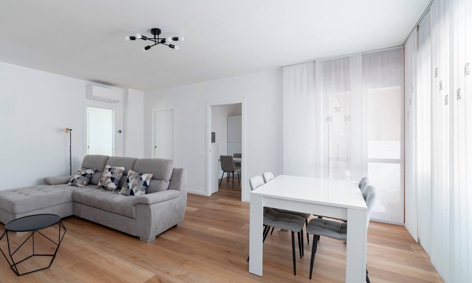 Monza Apartamento | The Right House, Modern and Spacious Three-room Apartment Near Policlinico Monza