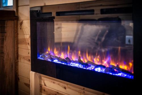 Hayesville Apartamento | The Ritz Carlton of Tiny Cabins with Hot Tub