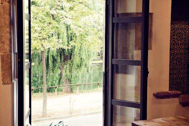 Pedret Apartamento | THE RIVERSIDE LODGE Cozy and spacious apartment
