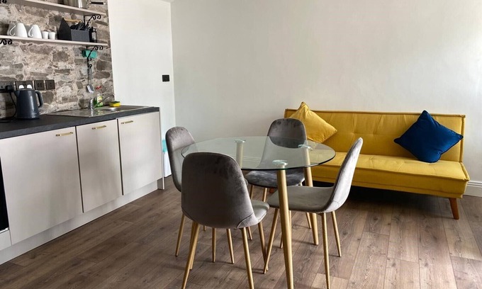 County Cork Casa | The Roadshed Apartment @ Rohan’s Farm