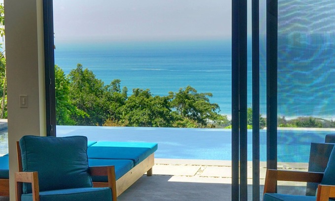 Carmen Casa | The Rock House: impresionante casa de lujo con vista al mar y piscina privada infinita