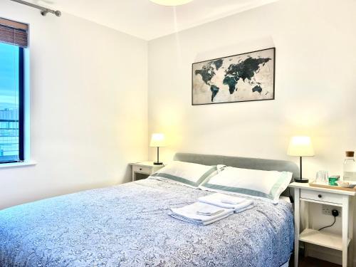 Ashtown Casa | The Room King Size Bed and Private Bathroom