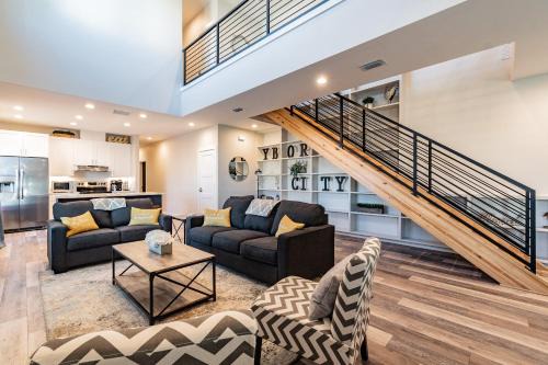East Ybor Casa | The Roosted Retreat