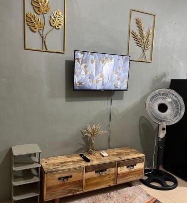 Olongapo Apartamento | The Rowhouse at New Cabalan, an Olongapo town house