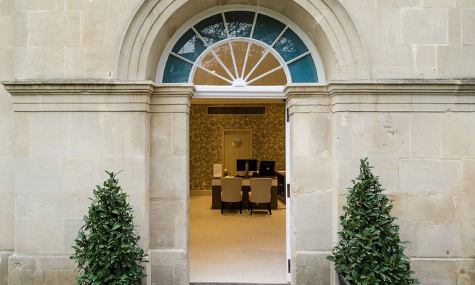 Upper Town Hotel | The Royal Crescent Hotel & Spa