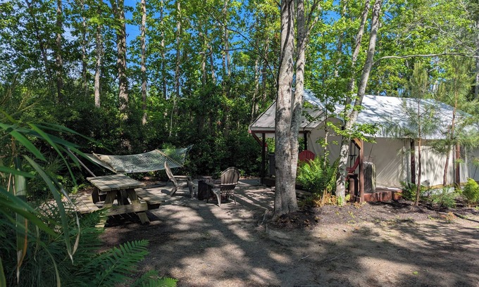 Supply Alquiler De RV | The Rustic Glamping Tent Where Coastal Charm Awaits – 2 Miles from Holden Beach