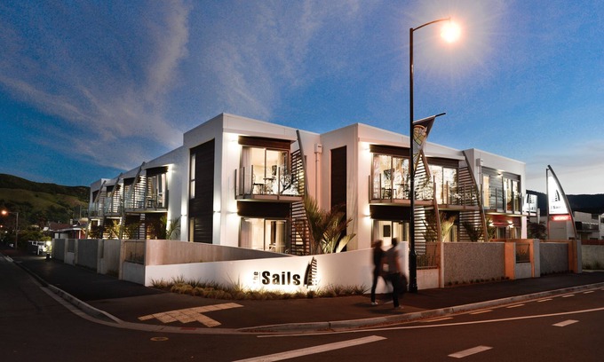 Nelson Casa | The Sails Nelson