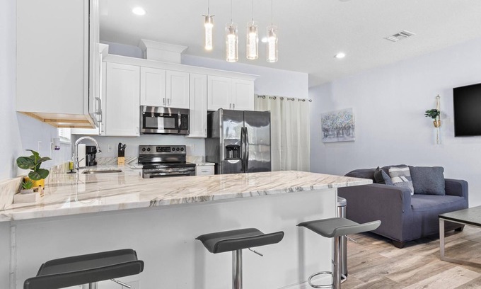 Tampa Apartamento | The Saint – 2BR Home | Central Tampa