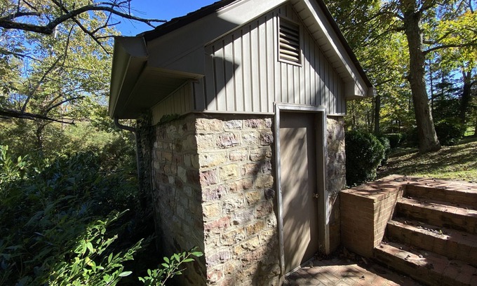 Craig Creek Casa | The Saks House